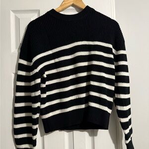 Brand New H&M Sweater S